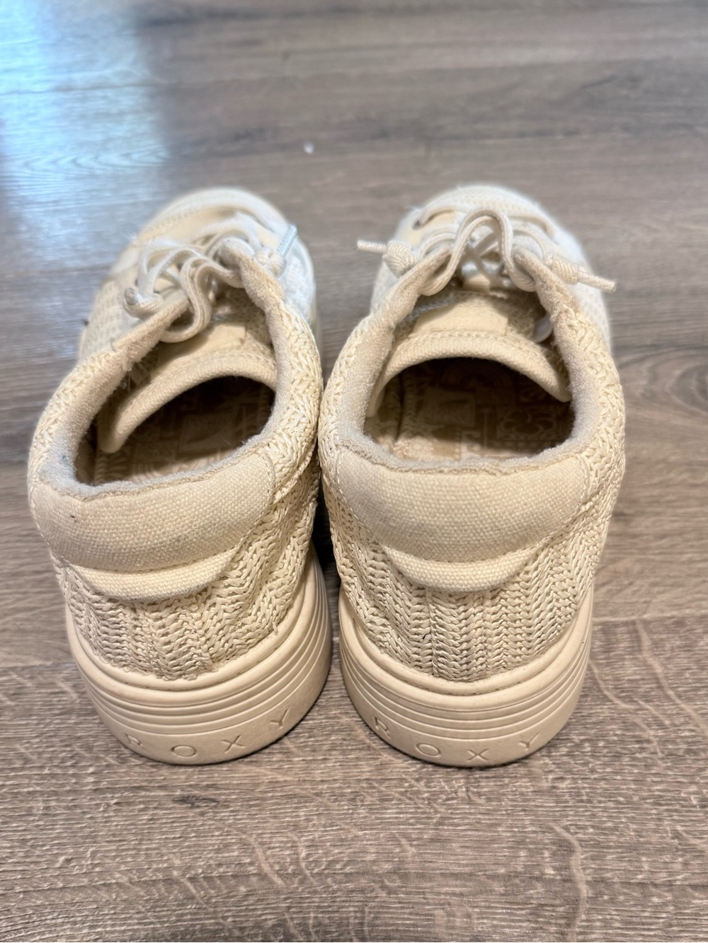 Roxy Women's Beige Woven Sneakers - Picture 3 of 7